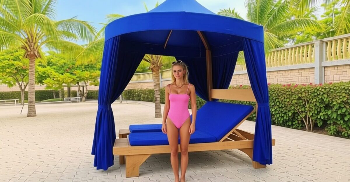 Erin Moriarty incinge atmosfera intr-un bikini indraznet in Australia