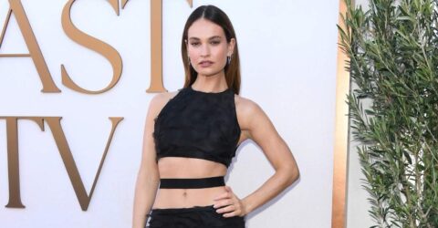 Lily James uimește cu abdomenul la vedere într-o ținută Max Mara din colecția 2026