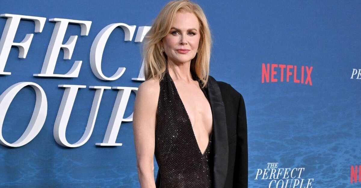 Nicole Kidman uimește într-o jachetă de blană pentru coperta Vogue China Mai 2026
