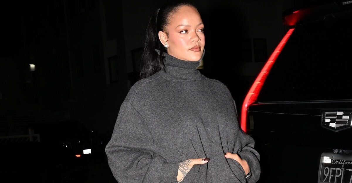 Rihanna a încins internetul și a strâns 3 milioane de like-uri cu noua lenjerie