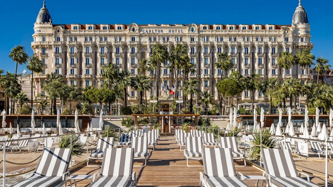 Carlton Beach Club
