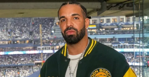Drake lanseaza trei albume surpriza in aceeasi noapte. Proiectul masiv aduce 43 de piese noi