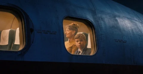 John Travolta lanseaza scurtmetrajul Propeller pe Apple. Povestea primei calatorii cu avionul în 1962