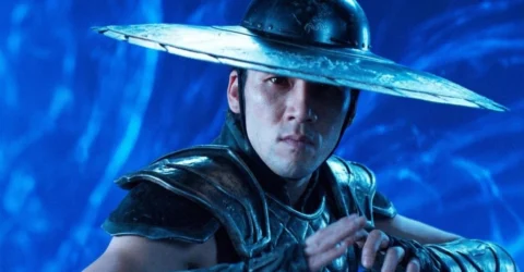 Max Huang joacă în Mortal Kombat II. Actorul a așteptat șase ore pe covorul roșu pentru Jackie Chan