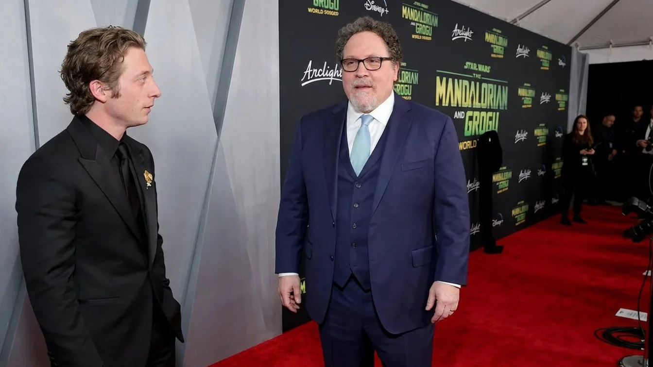 Jeremy Allen White and Jon Favreau