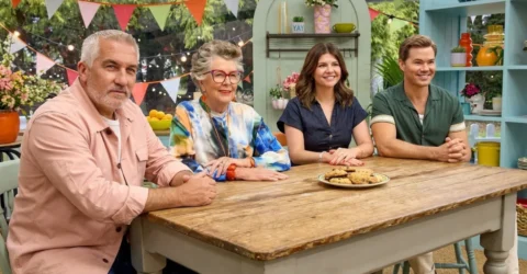 Sezonul 4 din The Great American Baking Show este online. Paul Hollywood explica diferentele
