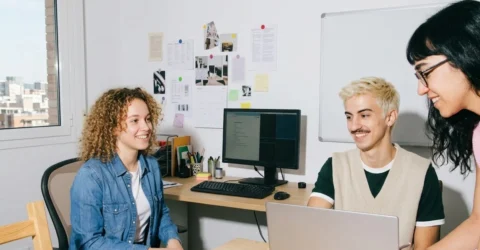 Generatia Z schimba regulile la job cu minimalismul in cariera. Peste 70% cer program flexibil