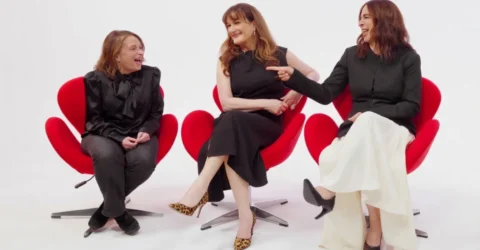 Maya Rudolph debuteaza pe Broadway în rochie cu crinolina. Cum o sustin fostele colege din SNL