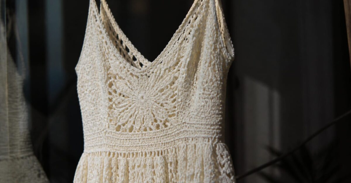 Taylor Swift a purtat o rochie croșetată de 1.350 de dolari.