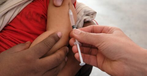 Clesrovimab protejează bebelușii cu o singură doză pe sezonul de VSR