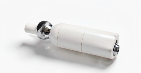 Dispozitivele de microcurent de peste 150 de dolari promit lifting facial acasă