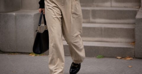 Pantalonii purtați iar și iar de Jennifer Lawrence. Ce câștigi când alegi o piesă versatilă, nu un trend de o zi