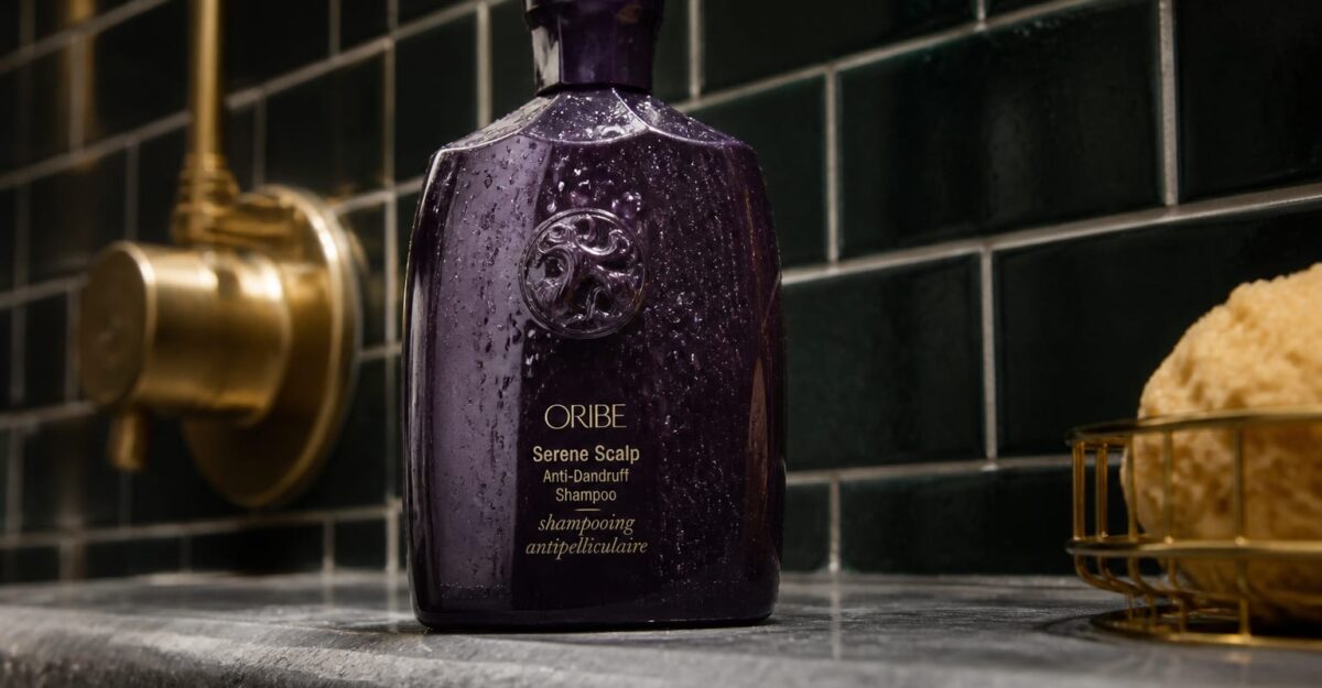 Șamponul Oribe Serene Scalp a fost retras în SUA și Canada. Cum verifici dacă lotul tău este afectat