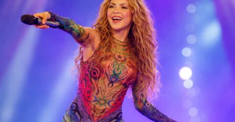 Shakira a strălucit în 18 culori de cristale la Luna Pride. Cum te inspiri să-ți exprimi stilul personal?