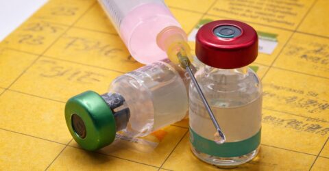 La Oxford, studiul publicat în Nature Medicine leagă vaccinul Shingrix de un risc cardiovascular mai mic la adulții peste 60