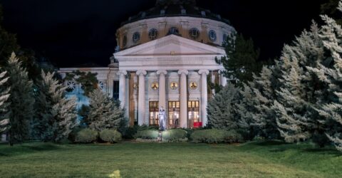 Traseu cultural la pas în București. Cum îți planifici vizita la Ateneul Român