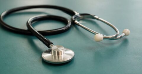 Personalul medical școlar rămâne prea puțin pentru aproximativ 17.000 de unități de învățământ din România