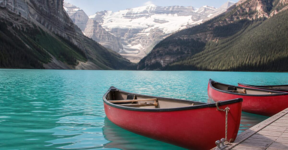 Banff trece de patru milioane de vizitatori pe an. Ce alegi dacă vrei Canada celebră sau locuri retrase