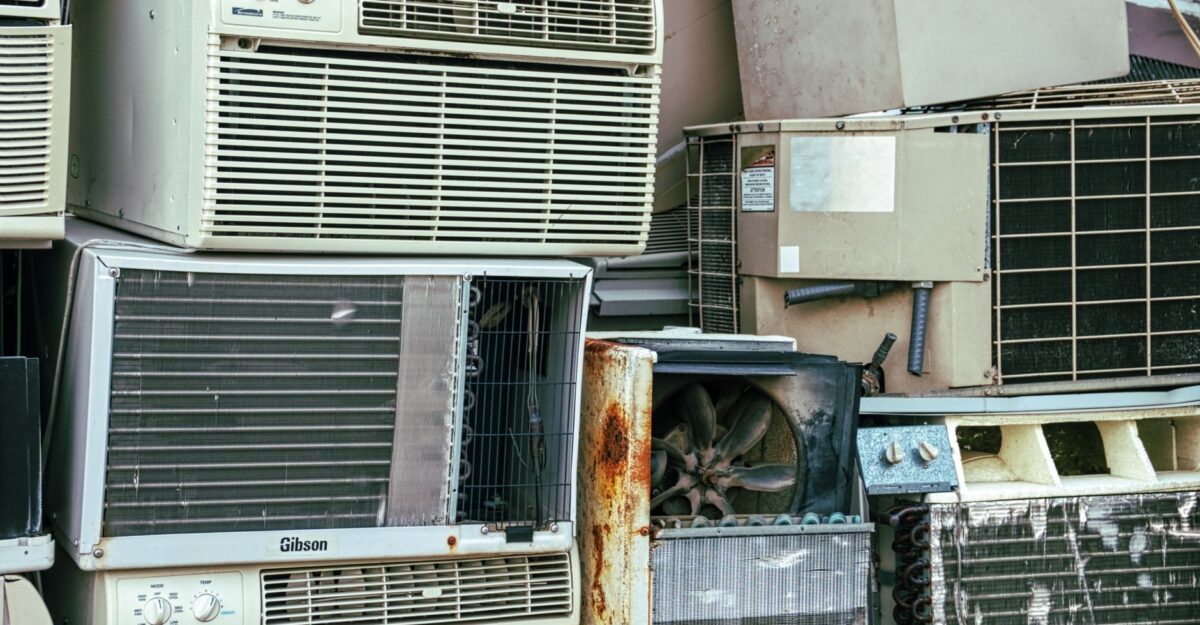 Cum eliberezi casa de electrocasnice vechi fără să le transporți singură la reciclare