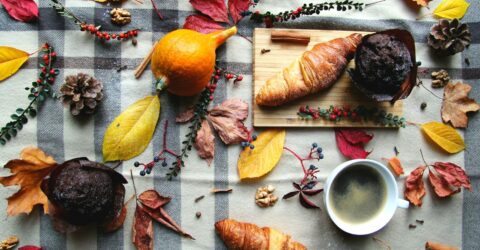 Ce poți găti toamna când vrei mese calde și brunch acasă. Rețetele cu dovleac, mere și ciuperci