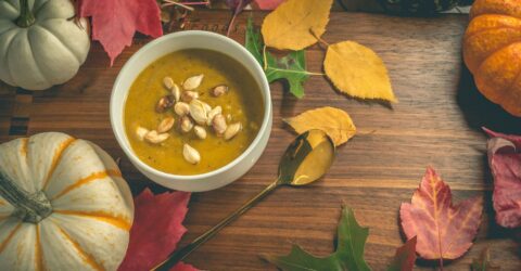 Cum pregătești un soup-luck de toamnă. Ai 12 supe din care să alegi