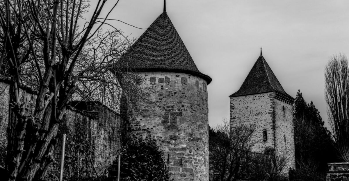 Tallinn, orașul medieval unde te plimbi printre 26 de turnuri și mai puțină aglomerație