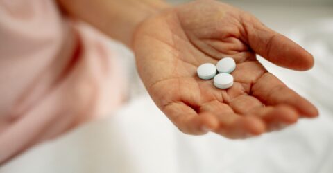FDA a aprobat un nou tratament pentru boala Parkinson. Ce poate schimba pentru simptome