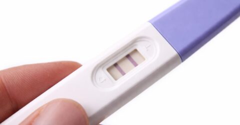 Te gândești la tratamente de fertilitate? Ce știm acum despre posibilul risc de boala Kawasaki la copii