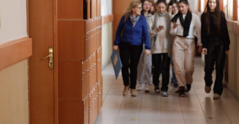 Dacă liceul îl oferă, elevii vor putea alege un opțional despre inteligența artificială din anul școlar 2027-2028