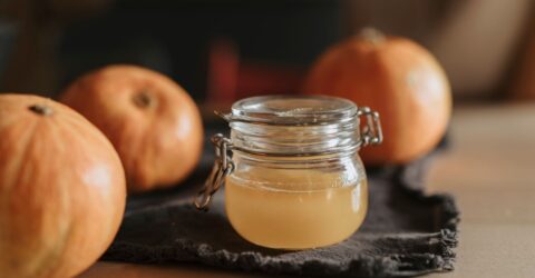Cum faci dulceață de dovleac fără să zdrobești cuburile. Fierberea lentă păstrează forma