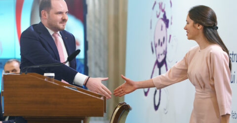 Guvernul pune 3,2 miliarde de lei în plus pentru medicamente și îngrijiri