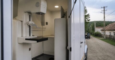 Mamografii gratuite prin DARIA pentru 119.000 de femei. Cui se adresează programul și ce servicii prevede