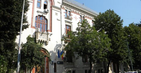 Modelele pentru Evaluarea Națională și Bacalaureat 2027 ar fi apărut pe platforma ministerului. Pagina nu a putut fi verificată