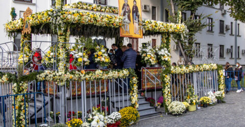 Tudor Ciuhodaru avertizează pelerinii de la Iași că frigul și pauzele de tratament îi pot duce la Urgențe