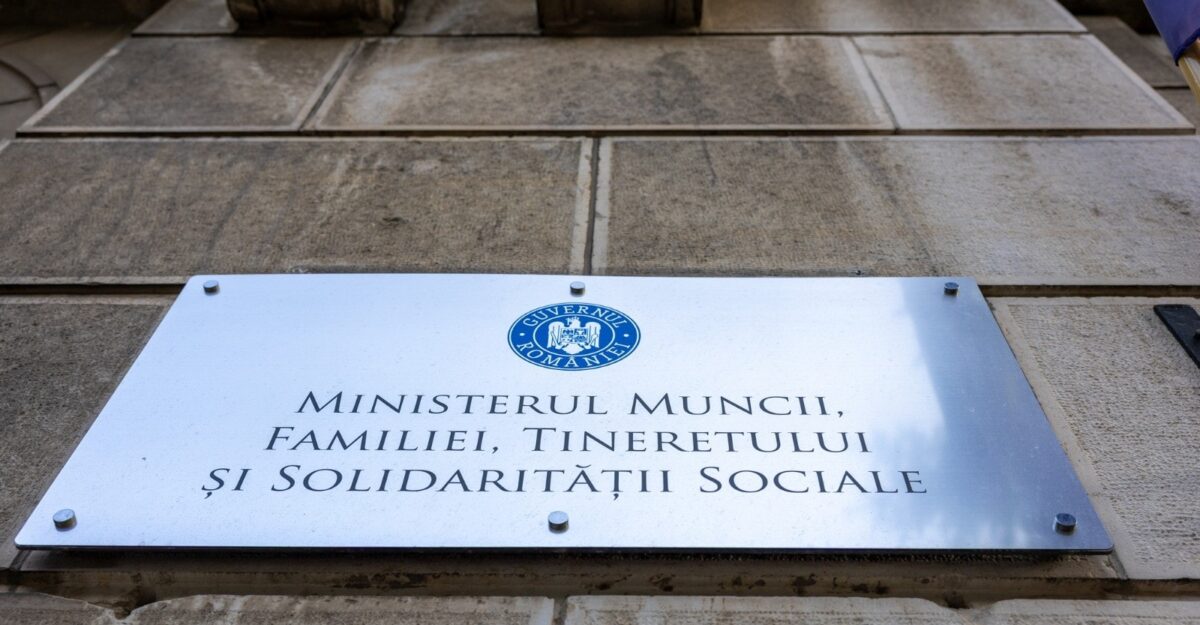 Salariul minim din iulie 2026 îți aduce 125 de lei în plus net. Ce condiții are suma scutită de taxe