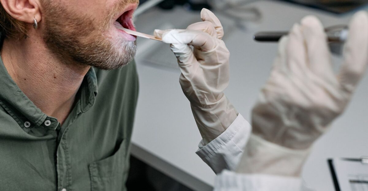 Când să mergi la medic pentru auz, nas sau gât. 12 semne care merită evaluate fără amânare